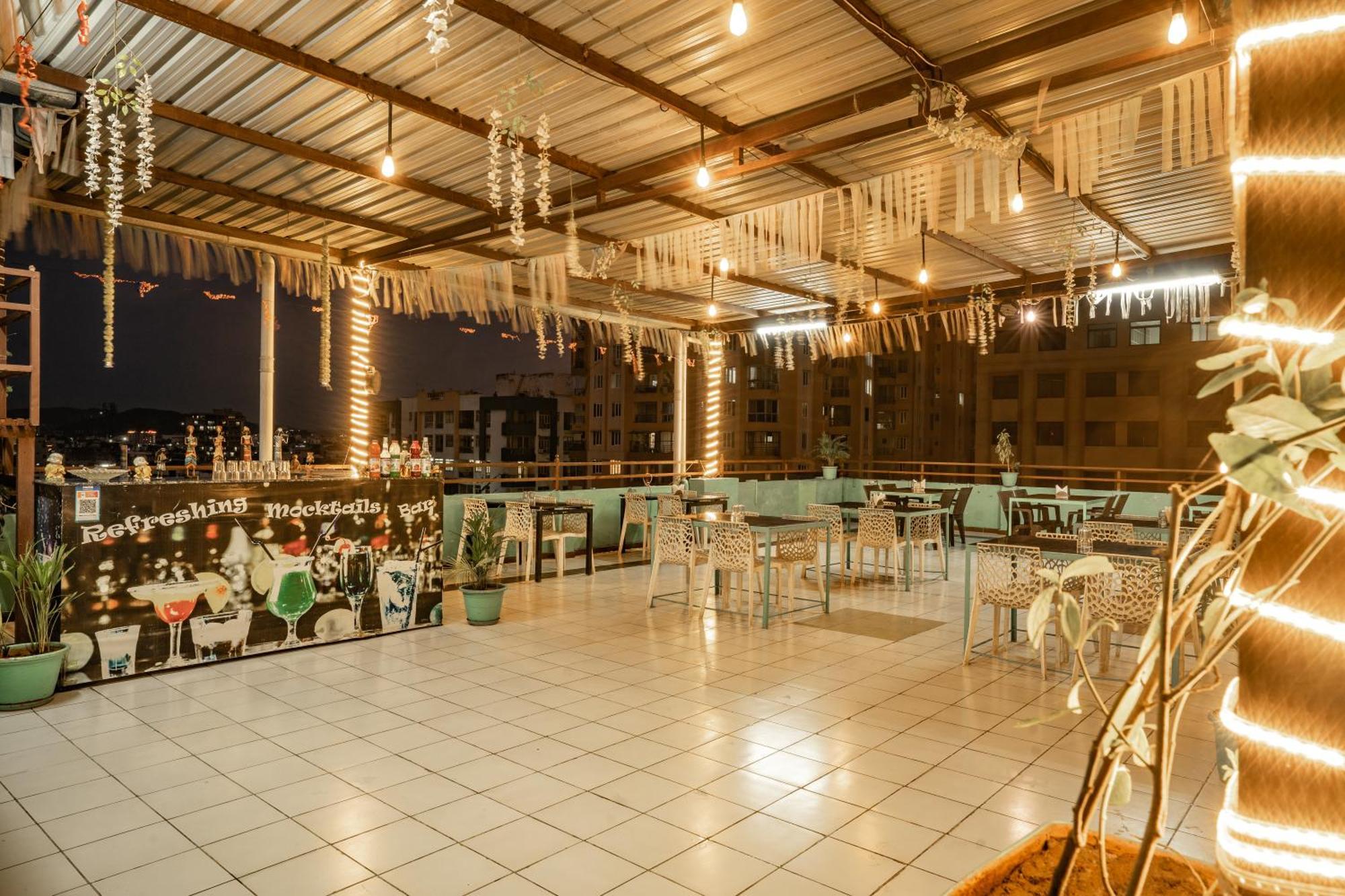 Hotel Naman Udaipur Kültér fotó